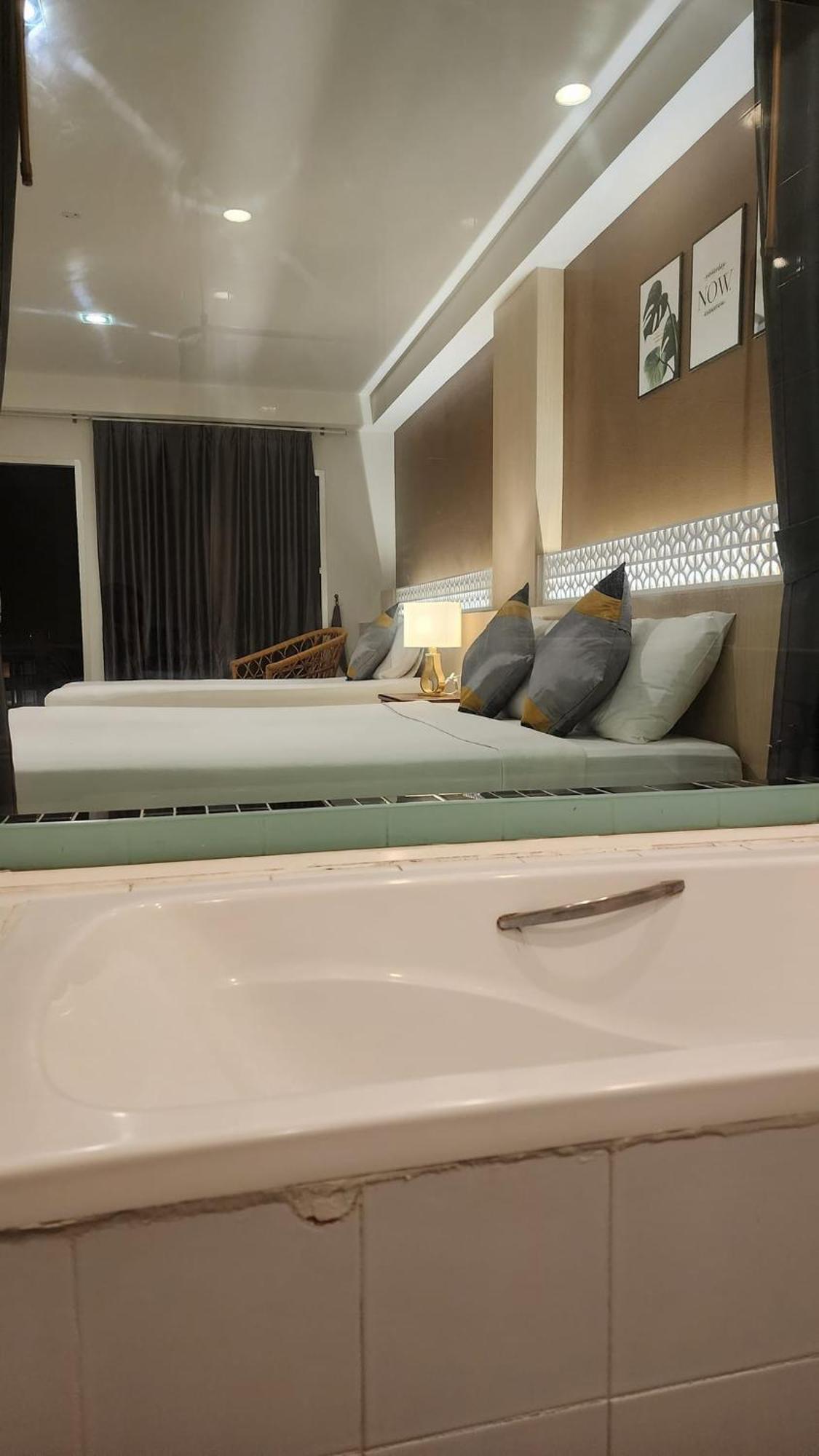 Albergue Irest Ao Nang Exterior foto